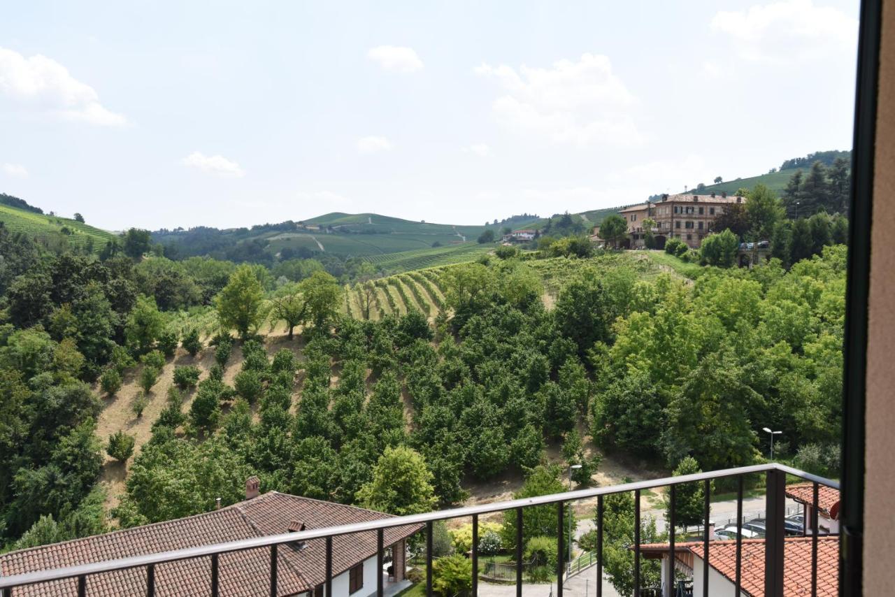 In Piazzetta Holiday Apartments, Barolo Εξωτερικό φωτογραφία